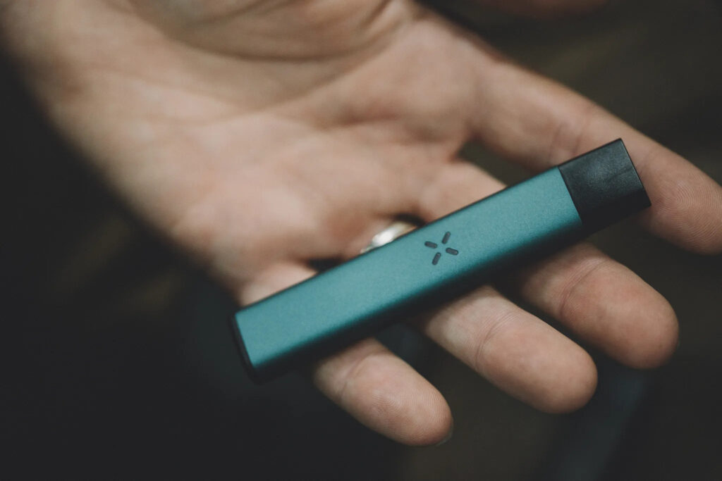 pax era pro cannabis vape